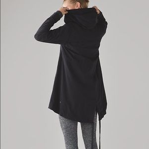 SOLD Lululemon Swing Trench